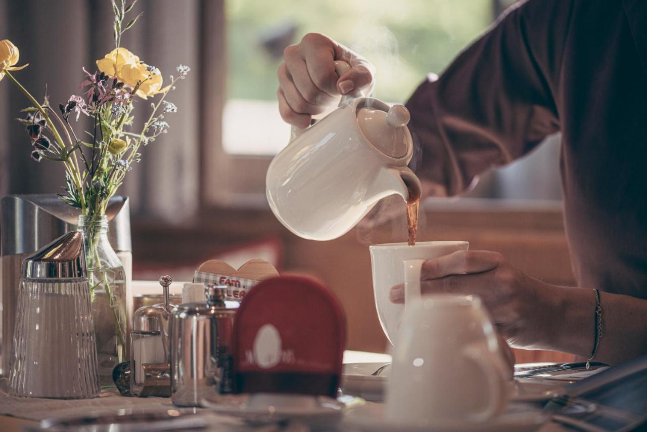 Cafe Pension Koller Brixen im Thale Exteriér fotografie