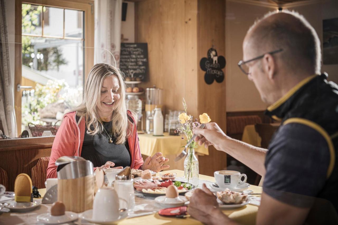Cafe Pension Koller Brixen im Thale Exteriér fotografie